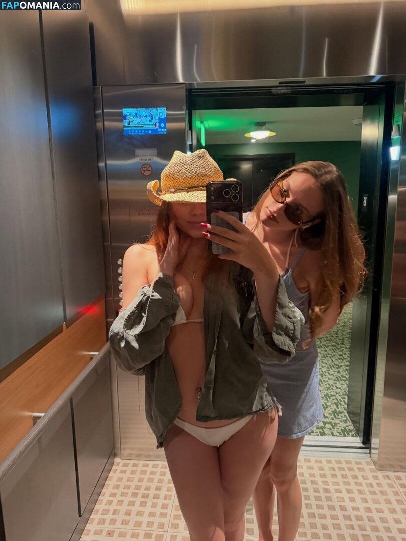Aurorafoxxxx / scarlettaaurora / ursweetscar / yoursweetaurora Nago OnlyFans  Przeciekłe zdjęcie #14