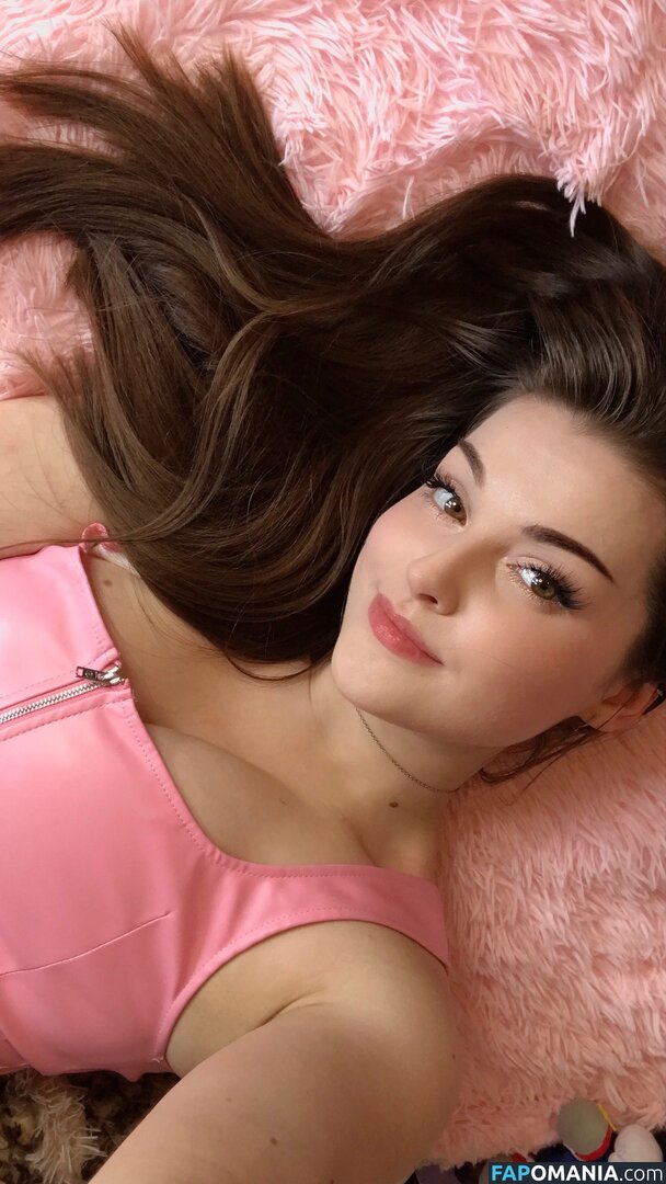 auroraiskira / kingauratv Nago OnlyFans  Przeciekłe zdjęcie #2