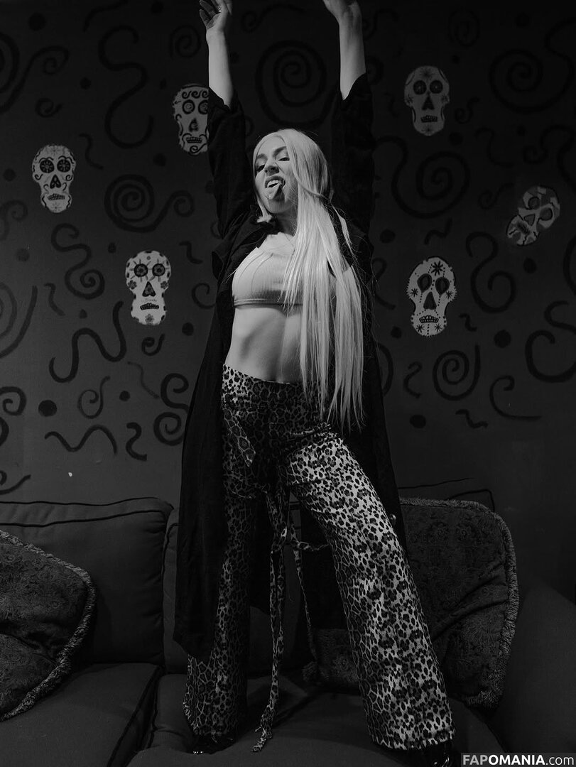 Ava Max / avamax / plharleyquinn Nago OnlyFans  Przeciekłe zdjęcie #898