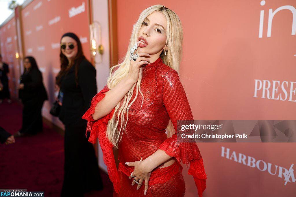 Ava Max / avamax / https: / plharleyquinn Nago OnlyFans  Przeciekłe zdjęcie #933
