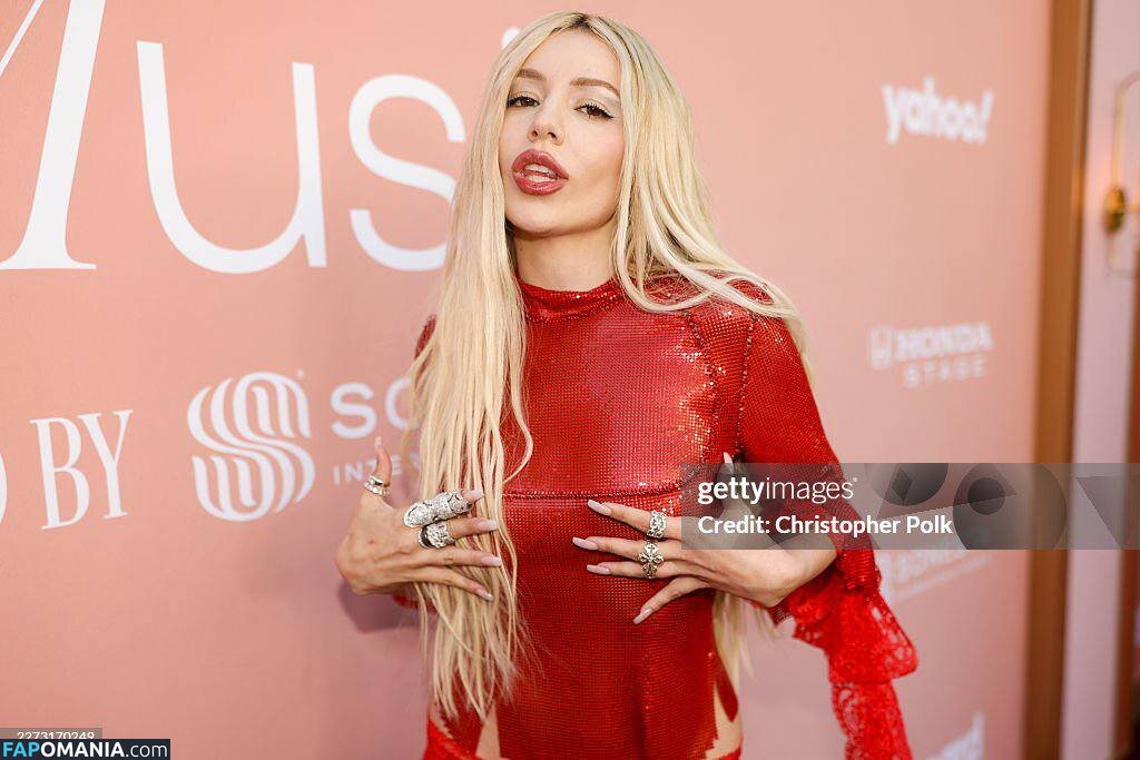Ava Max / avamax / https: / plharleyquinn Nago OnlyFans  Przeciekłe zdjęcie #934