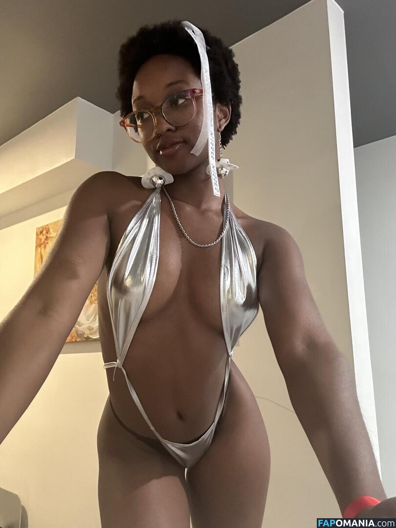Ava V Marie Nago OnlyFans  Przeciekłe zdjęcie #4