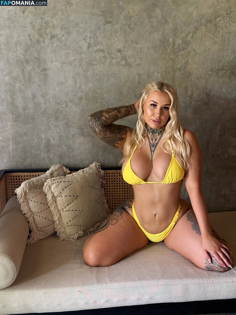 Avakristel Nago OnlyFans  Przeciekłe zdjęcie #3