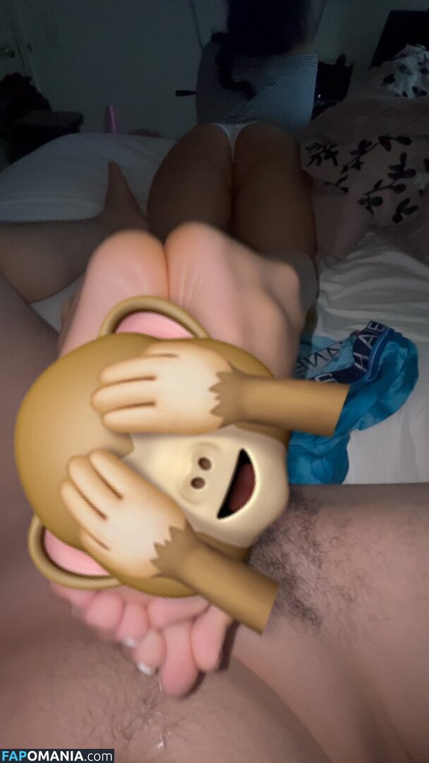 awkitties007 / https: Nago OnlyFans  Przeciekłe zdjęcie #10