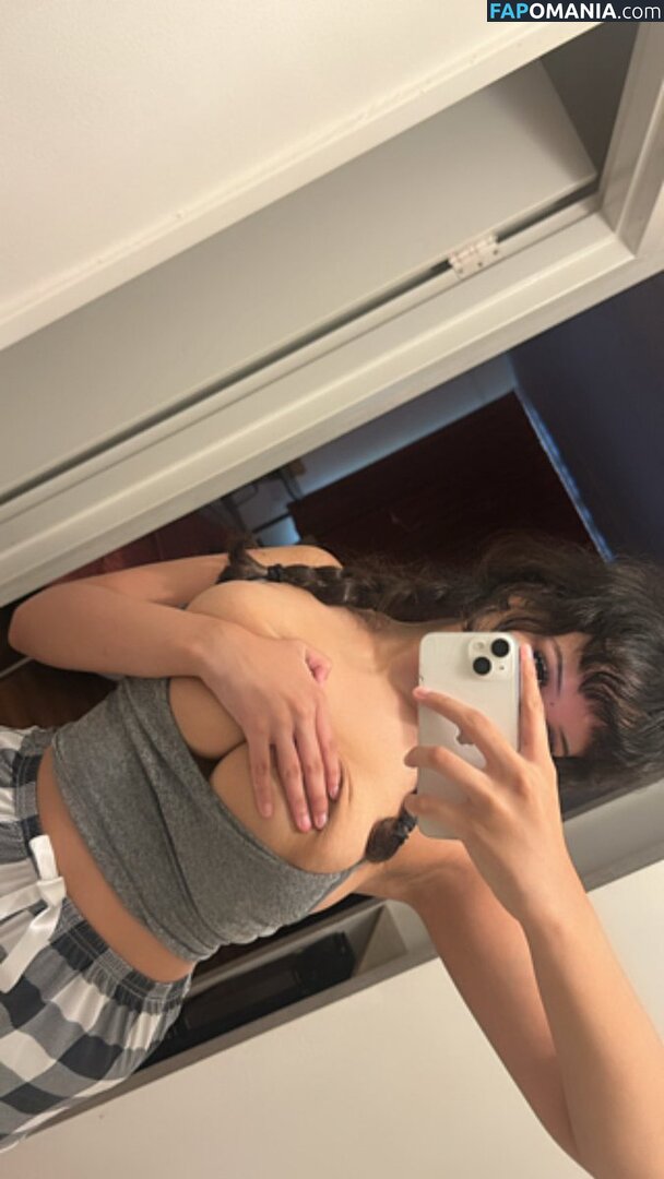 awkitties007 / https: Nago OnlyFans  Przeciekłe zdjęcie #12