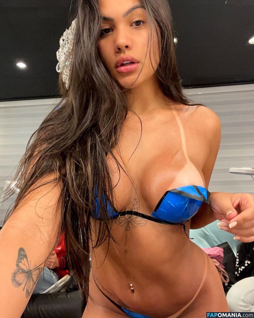 Ayarla Souza Nago OnlyFans  Przeciekłe zdjęcie #2