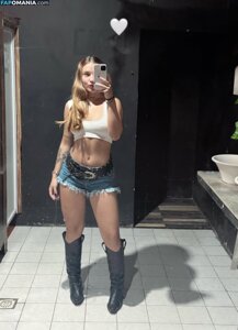 aylenncoro Nago OnlyFans  Przeciekłe zdjęcie #4
