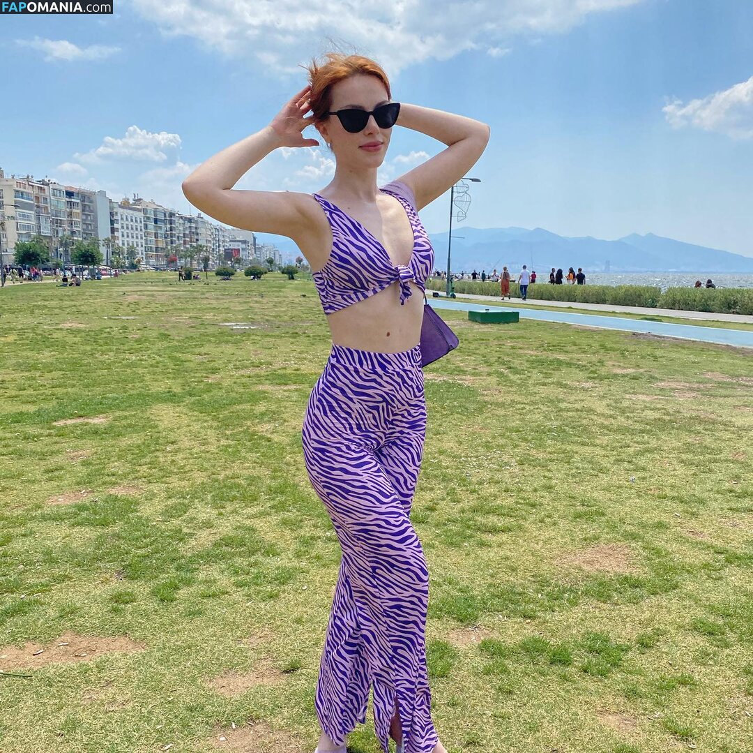 Aysennyuksel / moonbae.8 Nago OnlyFans  Przeciekłe zdjęcie #8