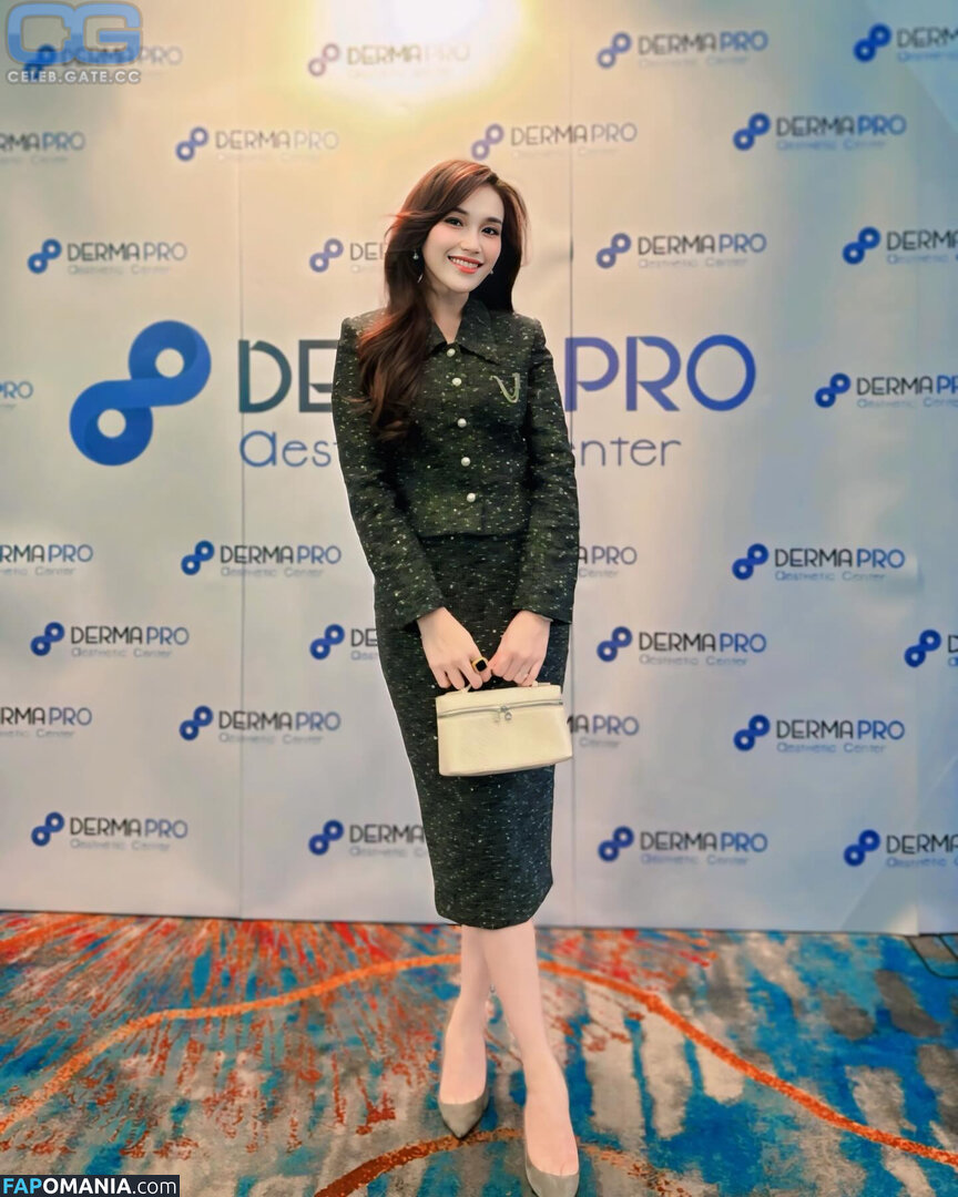Ayu Tingting Nago OnlyFans  Przeciekłe zdjęcie #11
