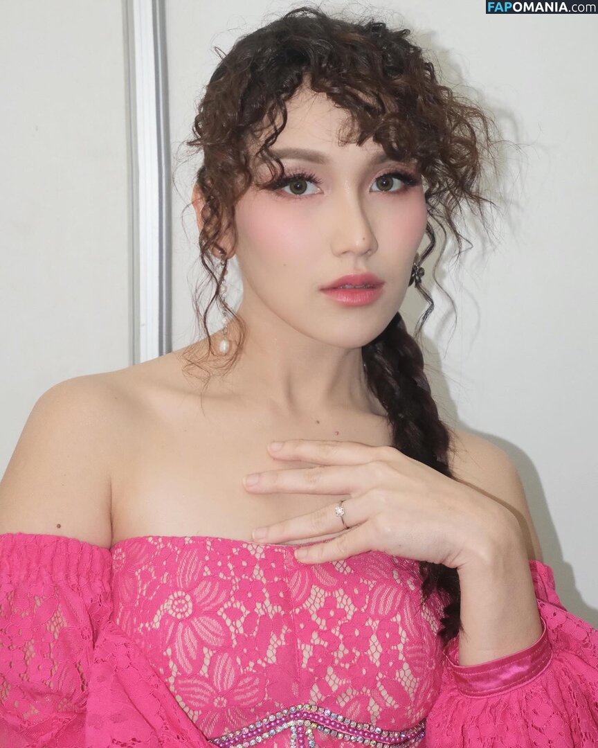 Ayu Tingting Nago OnlyFans  Przeciekłe zdjęcie #12