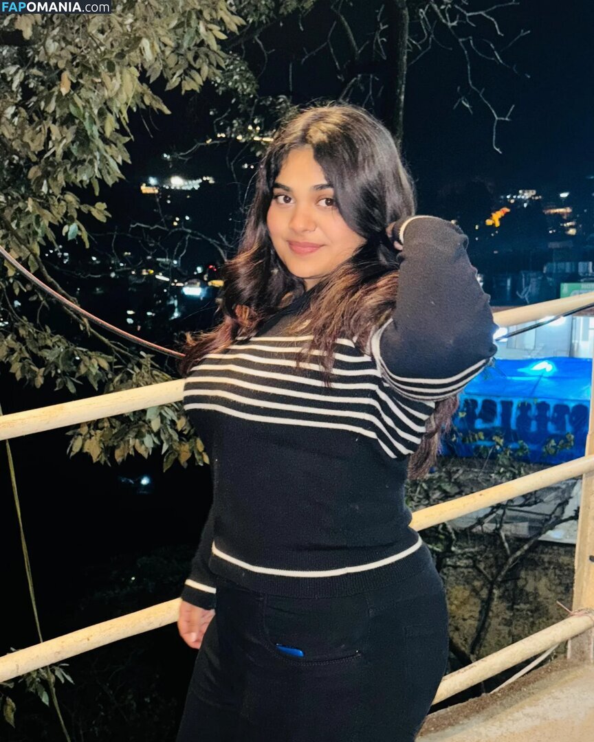 ayushi bhardwaj / ayushi_bhardwajj Nago OnlyFans  Przeciekłe zdjęcie #13