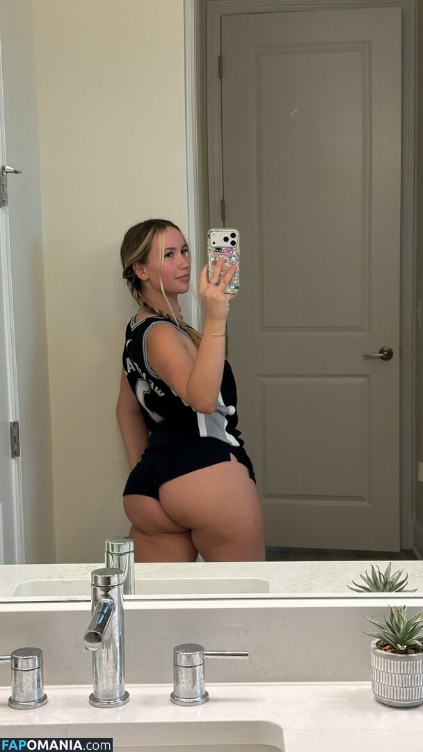 azra_lifts Nago OnlyFans  Przeciekłe zdjęcie #3