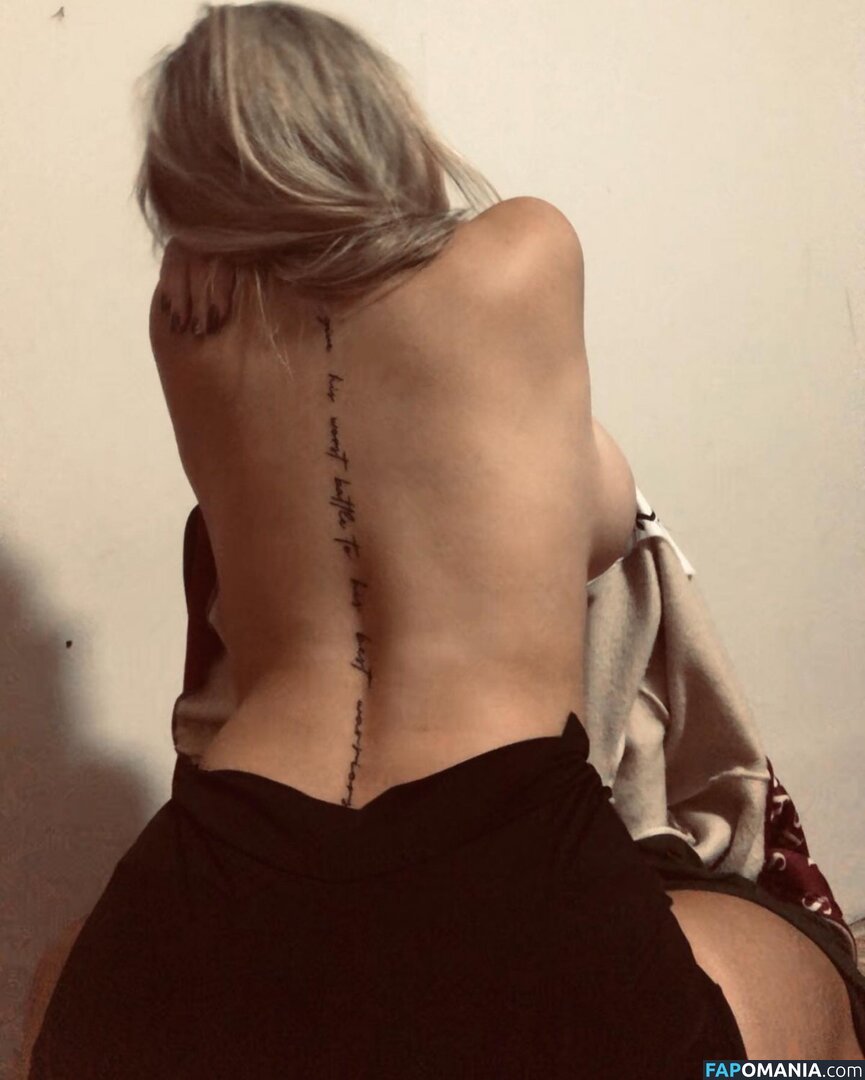 Azulroig_ Nago OnlyFans  Przeciekłe zdjęcie #10