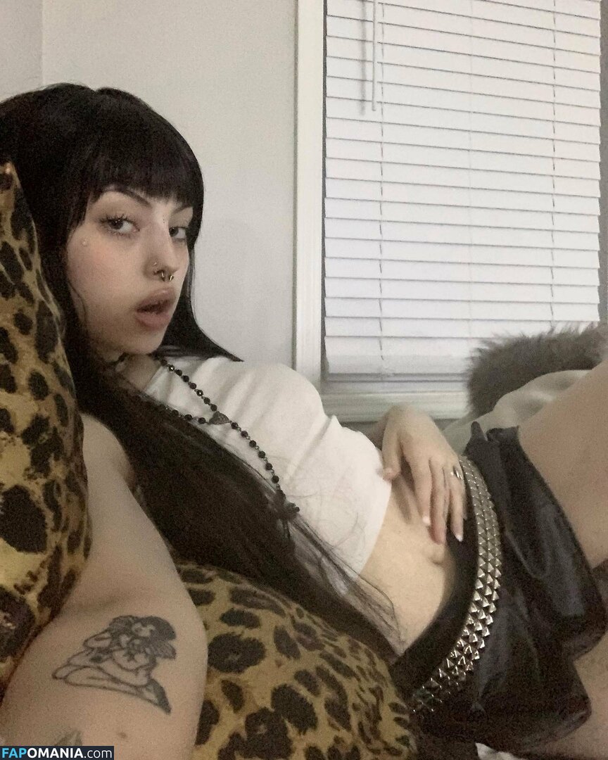 64il0ut / b4i1e3 / b4il3e Nago OnlyFans  Przeciekłe zdjęcie #12