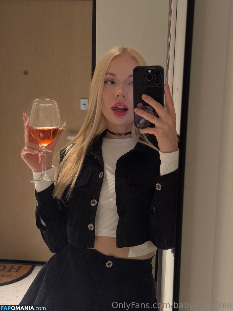 baaby.bon / baby_bonn Nago OnlyFans  Przeciekłe zdjęcie #2
