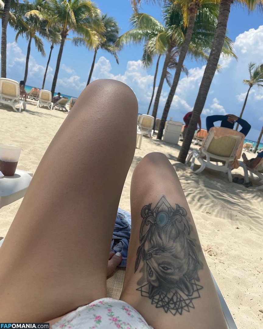 babykae / babykae24 / babykaex / kaebabyxo / love.baby.kae Nago OnlyFans  Przeciekłe zdjęcie #10