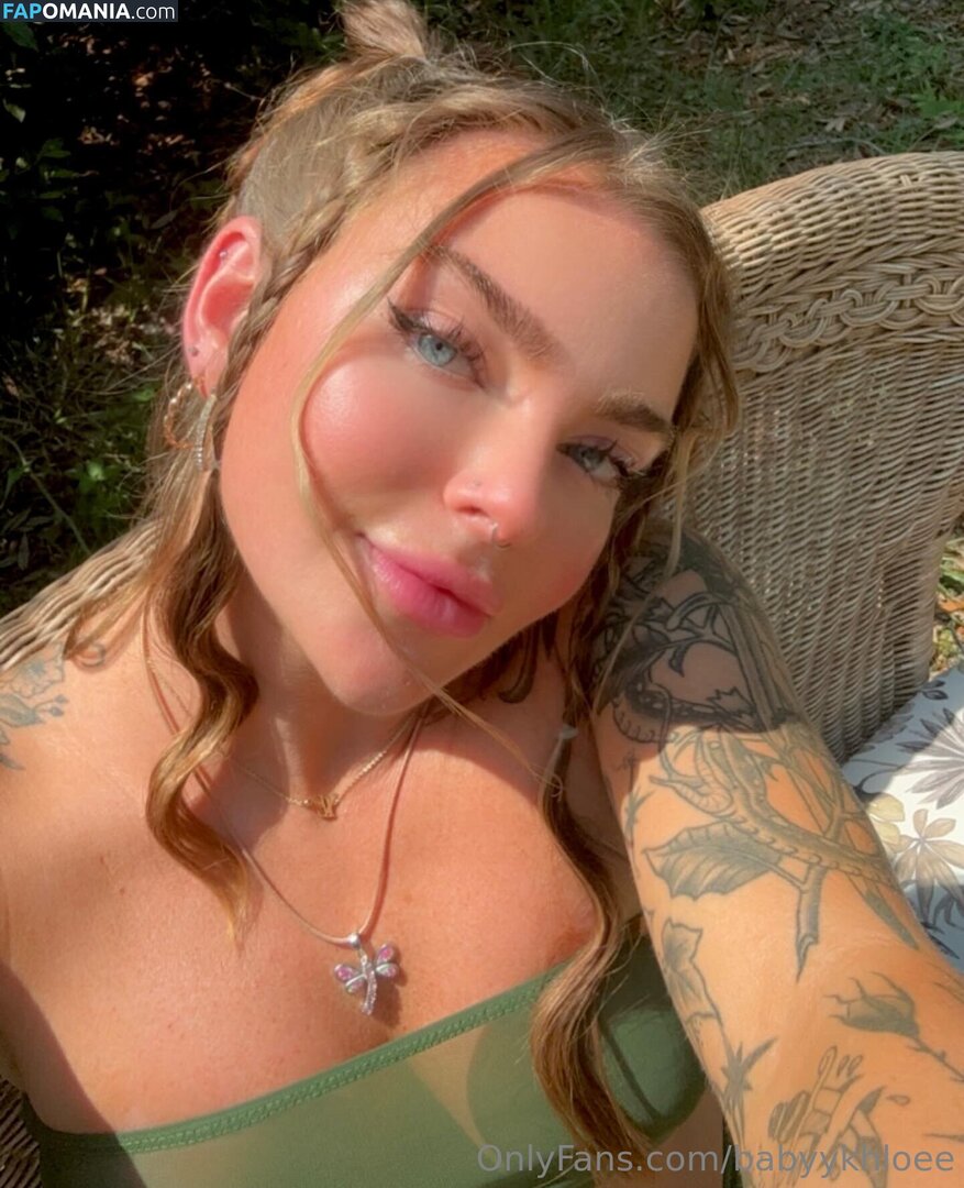 babykahlo / babyykhloee Nago OnlyFans  Przeciekłe zdjęcie #2