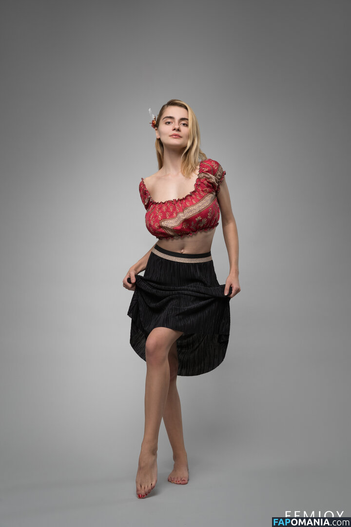 Bambi / Maria Țipordei / MariaTipordei / bamby_m / maria.tipordei Nago OnlyFans  Przeciekłe zdjęcie #150