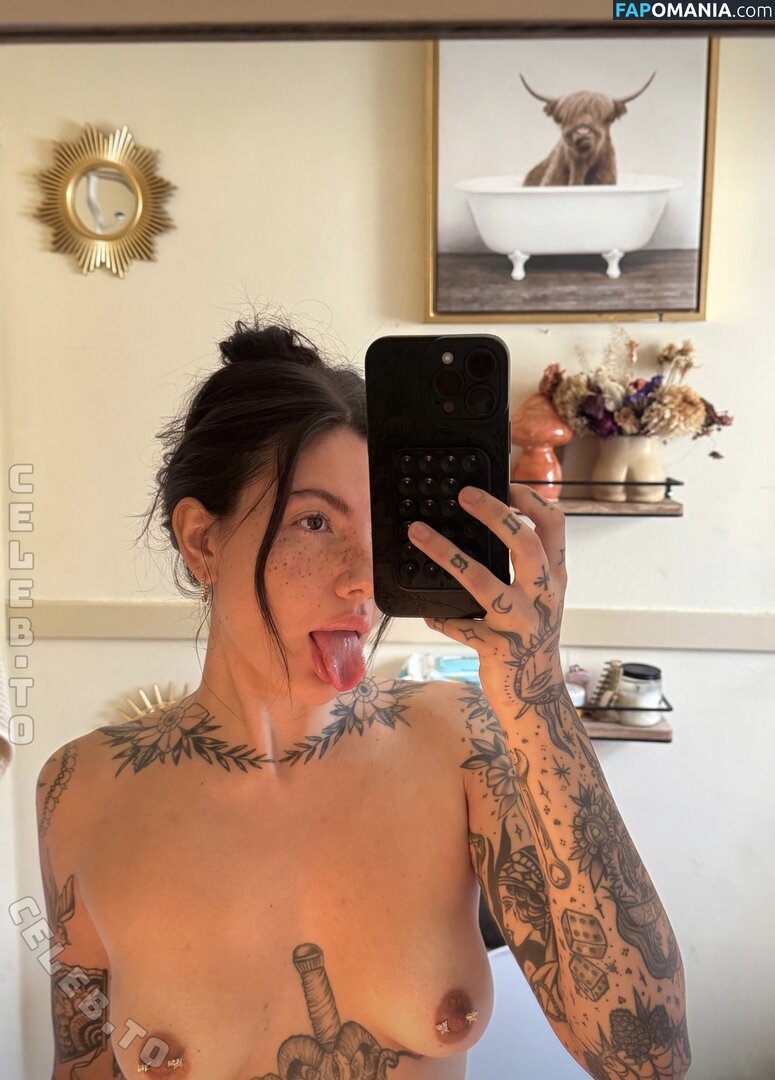 Baristawithtats / _lovinsaraaa_ / https: / lovinsaraaa_ Nago OnlyFans  Przeciekłe zdjęcie #9