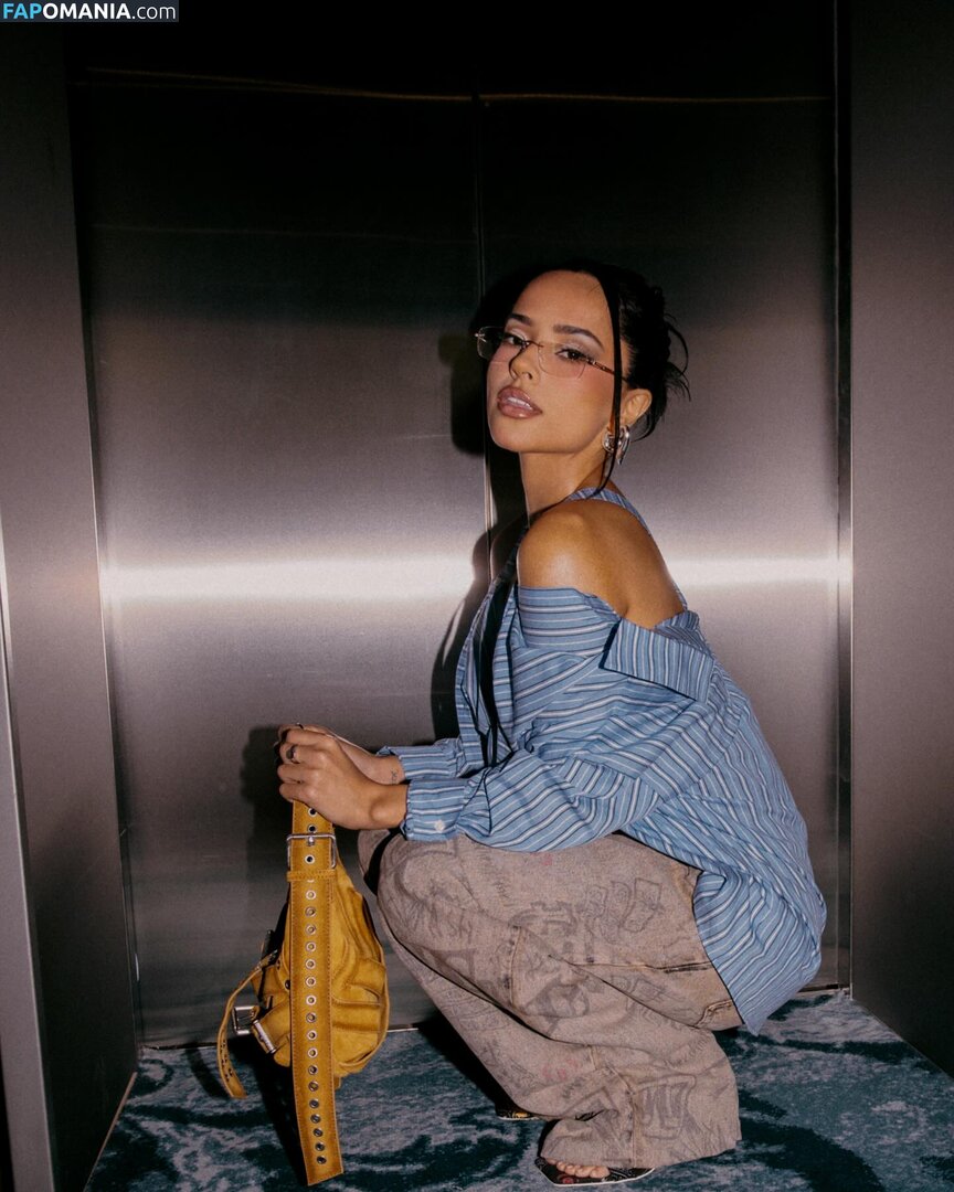 Becky G / iambeckyg / therealbeckyg Nago OnlyFans  Przeciekłe zdjęcie #1041