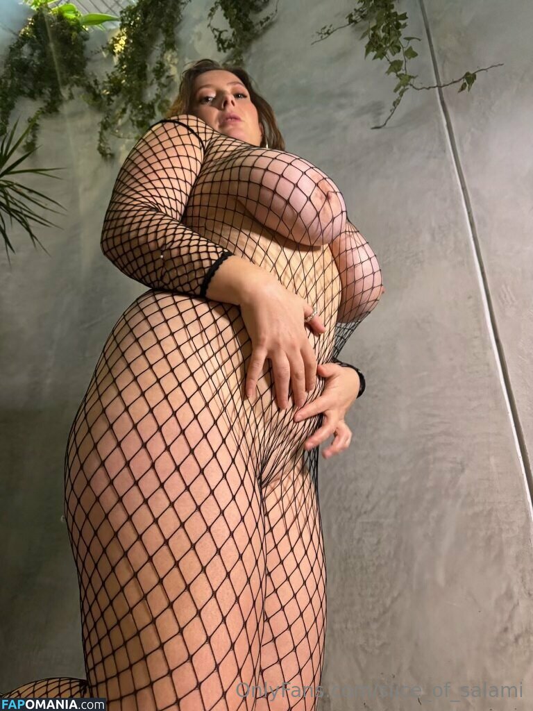 Bel Larcombe / Slice_of_salami_ / Bel Larcombe slice_of_salami_ / bel_larcombe_ Nago OnlyFans  Przeciekłe zdjęcie #293