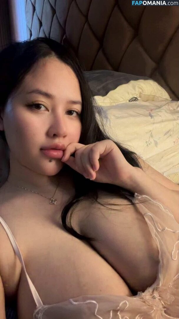 Berlian Ochi / kimberlyawh99 Nago OnlyFans  Przeciekłe zdjęcie #1
