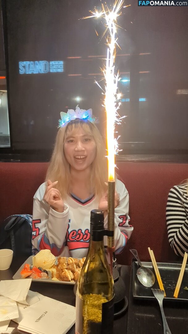 Aquentine / Bessy Q / Final Girlz / Justa Queen / Quynh Văn / _bessy.q_ Nago OnlyFans  Przeciekłe zdjęcie #30