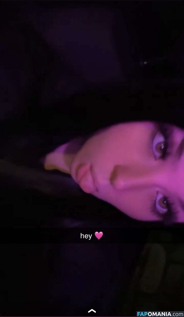 Beth Jones / _bethj05 / bethj0705 / https: Nago OnlyFans  Przeciekłe zdjęcie #2