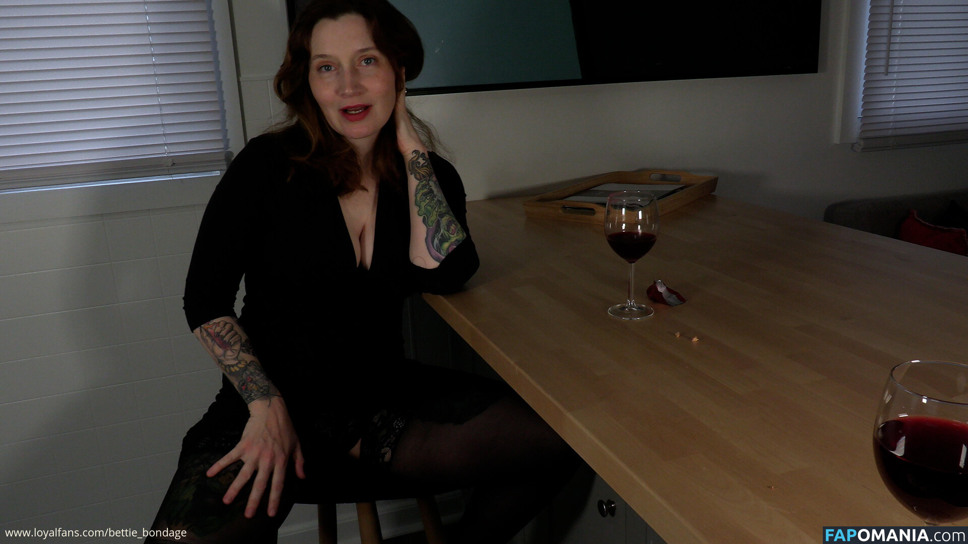 Bettie Bondage / __bettiebee / bettie_bondage Nago OnlyFans  Przeciekłe zdjęcie #440