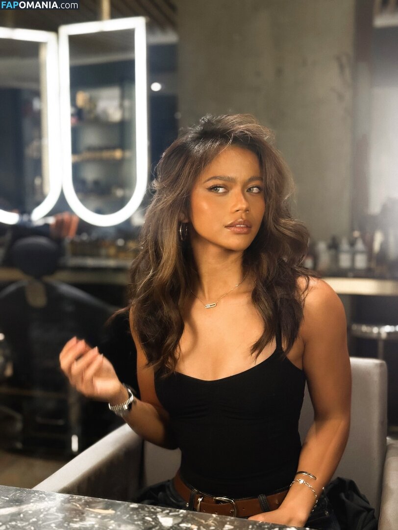 Bianca Bustamante / https: / racerbia Nago OnlyFans  Przeciekłe zdjęcie #7