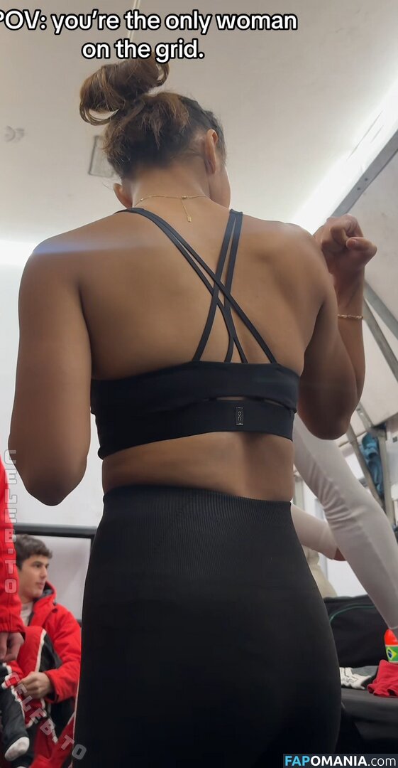 Bianca Bustamante / https: / racerbia Nago OnlyFans  Przeciekłe zdjęcie #17