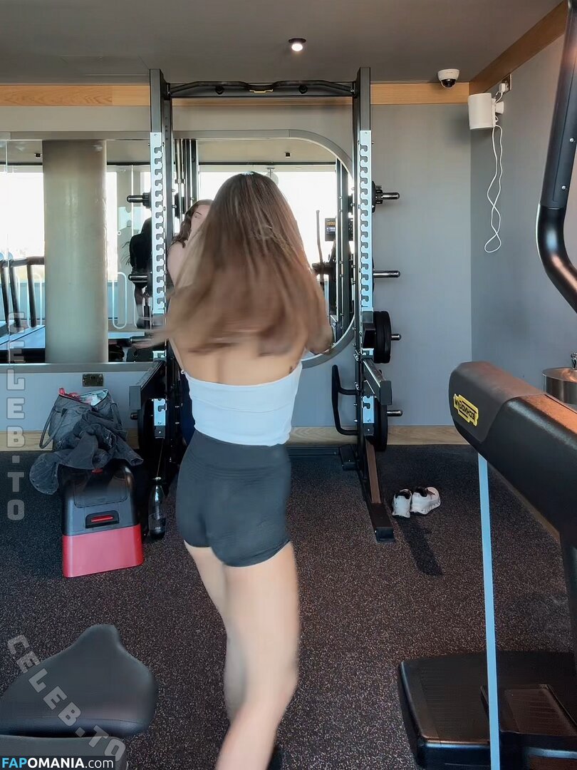 Bianca Bustamante / https: / racerbia Nago OnlyFans  Przeciekłe zdjęcie #22