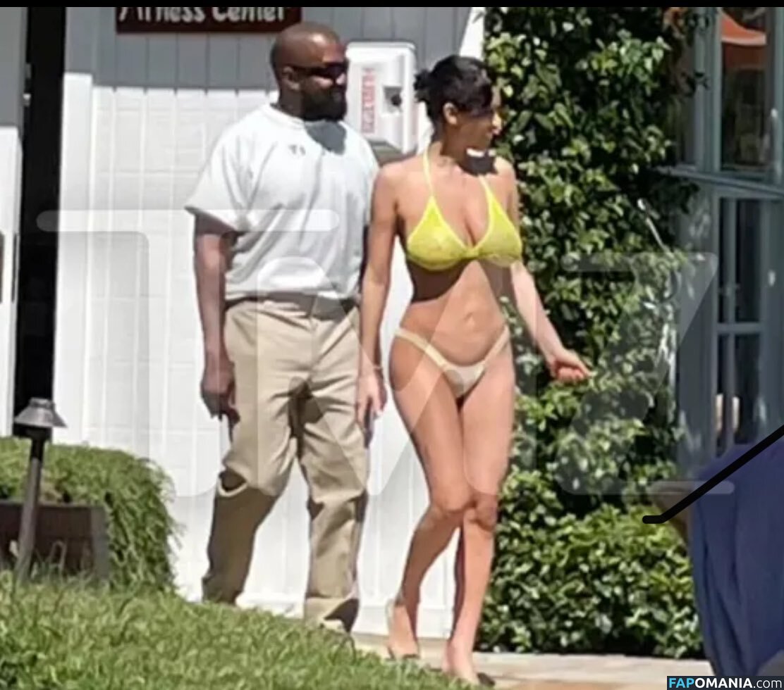 Bianca Censori / bianca.censori_official / biancacensori_official Nago OnlyFans  Przeciekłe zdjęcie #1036