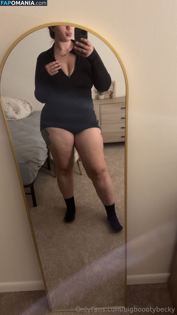 bigboootybecky / bigbootybecka_ Nago OnlyFans  Przeciekłe zdjęcie #10