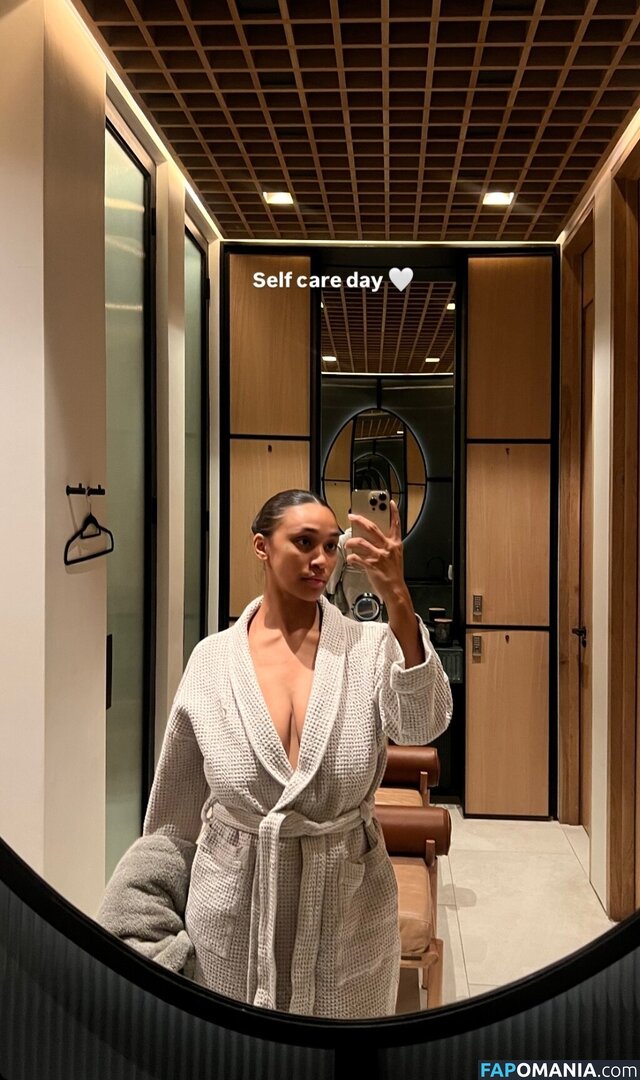 BigDD / Bigdiamondgirl, / Heyitsdiamondbaby / bigdiamondgirl Nago OnlyFans  Przeciekłe zdjęcie #4