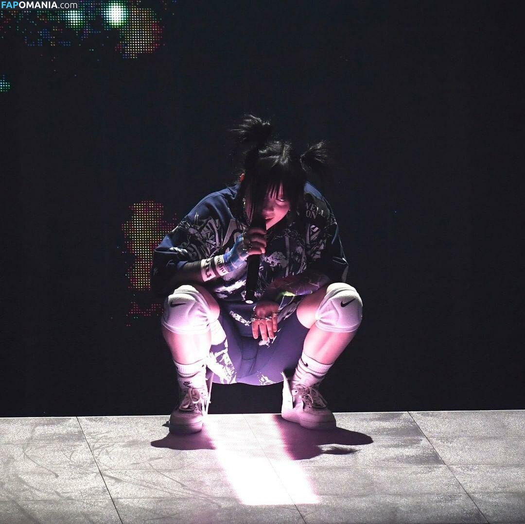 Billie Eilish / Fake / billeeilish / billieeilish Nago OnlyFans  Przeciekłe zdjęcie #1003