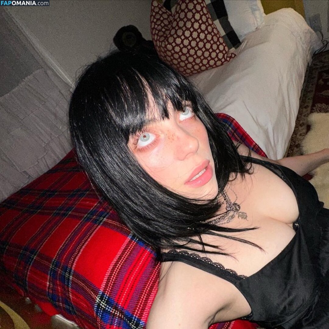 Billie Eilish / Fake / billeeilish / billieeilish Nago OnlyFans  Przeciekłe zdjęcie #2251