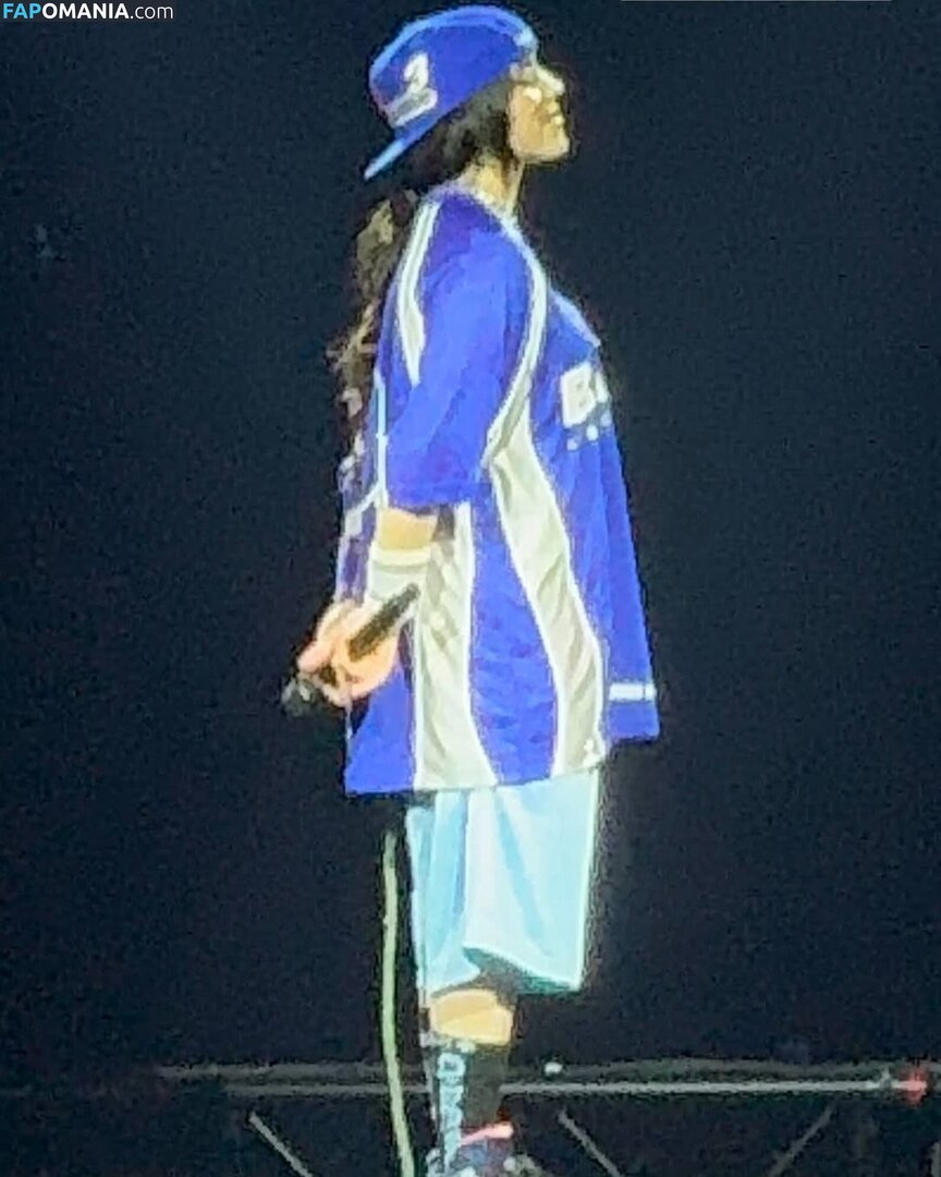 Billie Eilish / Fake / billeeilish / billieeilish Nago OnlyFans  Przeciekłe zdjęcie #2252