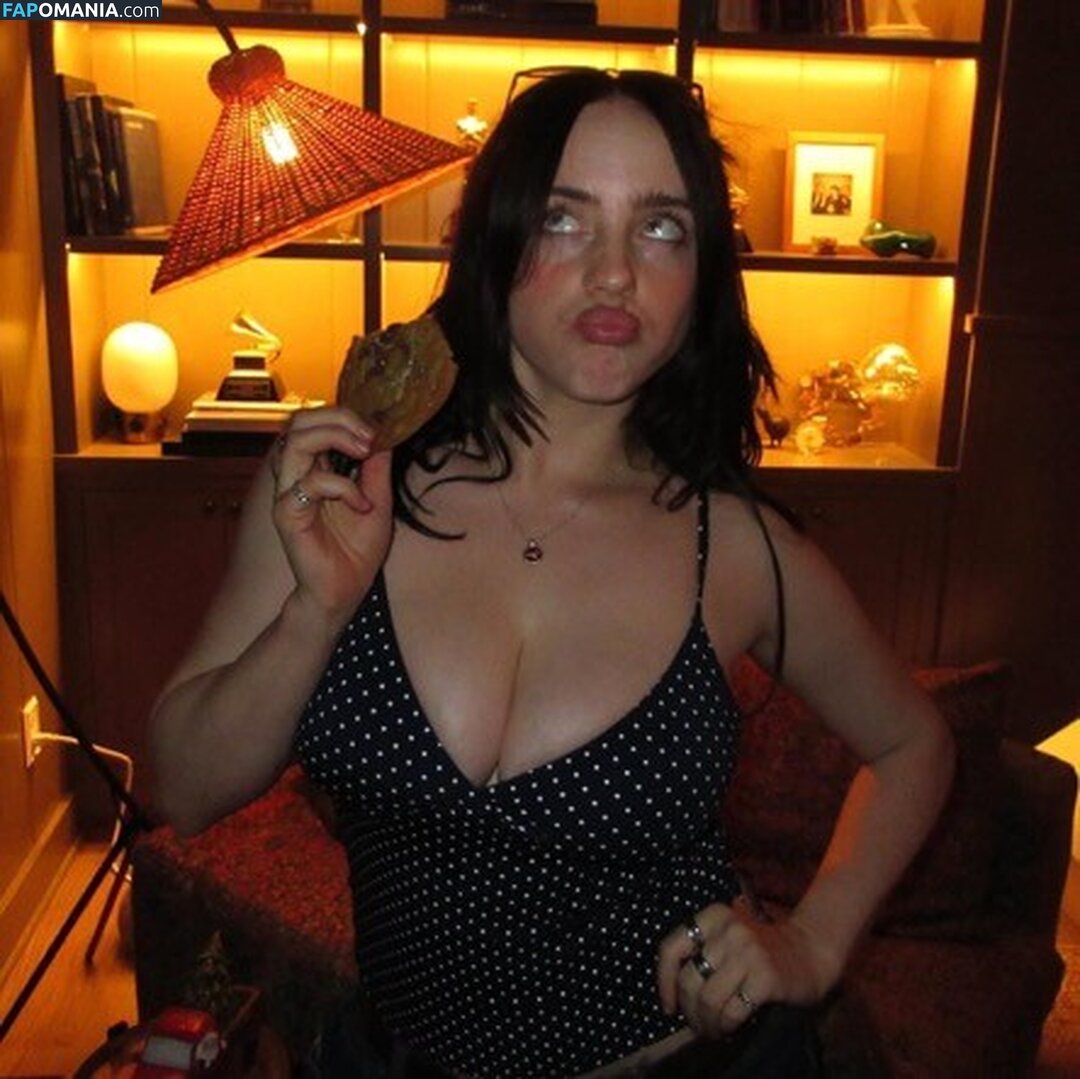 Billie Eilish / Fake / billeeilish / billieeilish Nago OnlyFans  Przeciekłe zdjęcie #2290