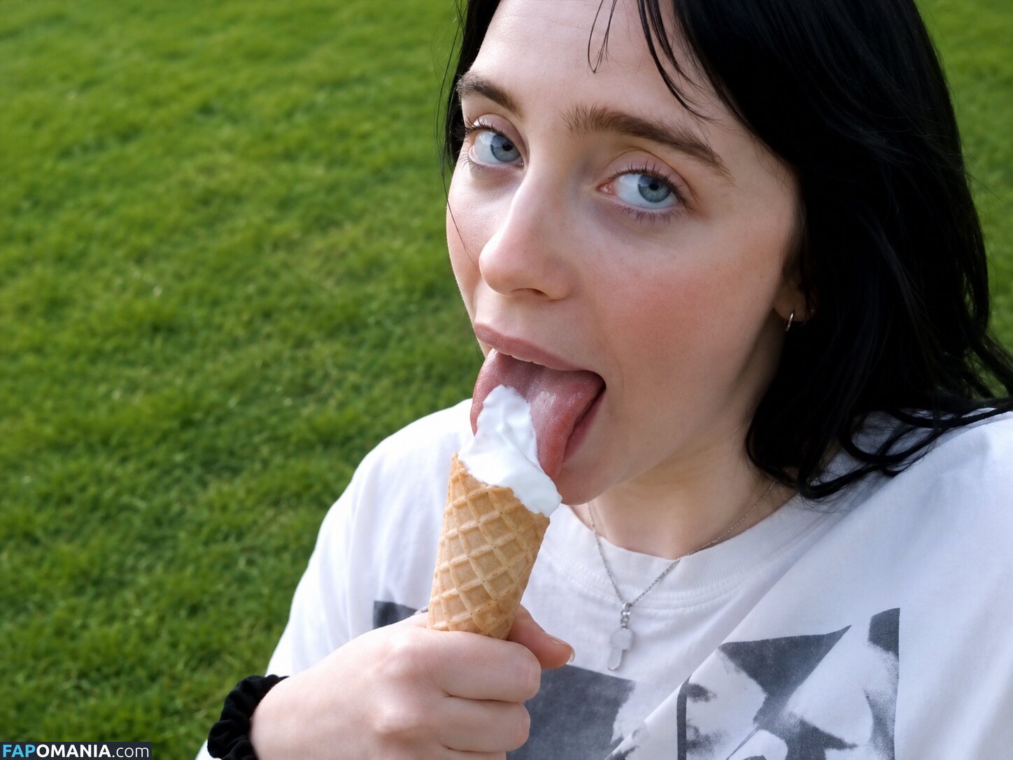 Billie Eilish / Fake / billeeilish / billieeilish Nago OnlyFans  Przeciekłe zdjęcie #2336