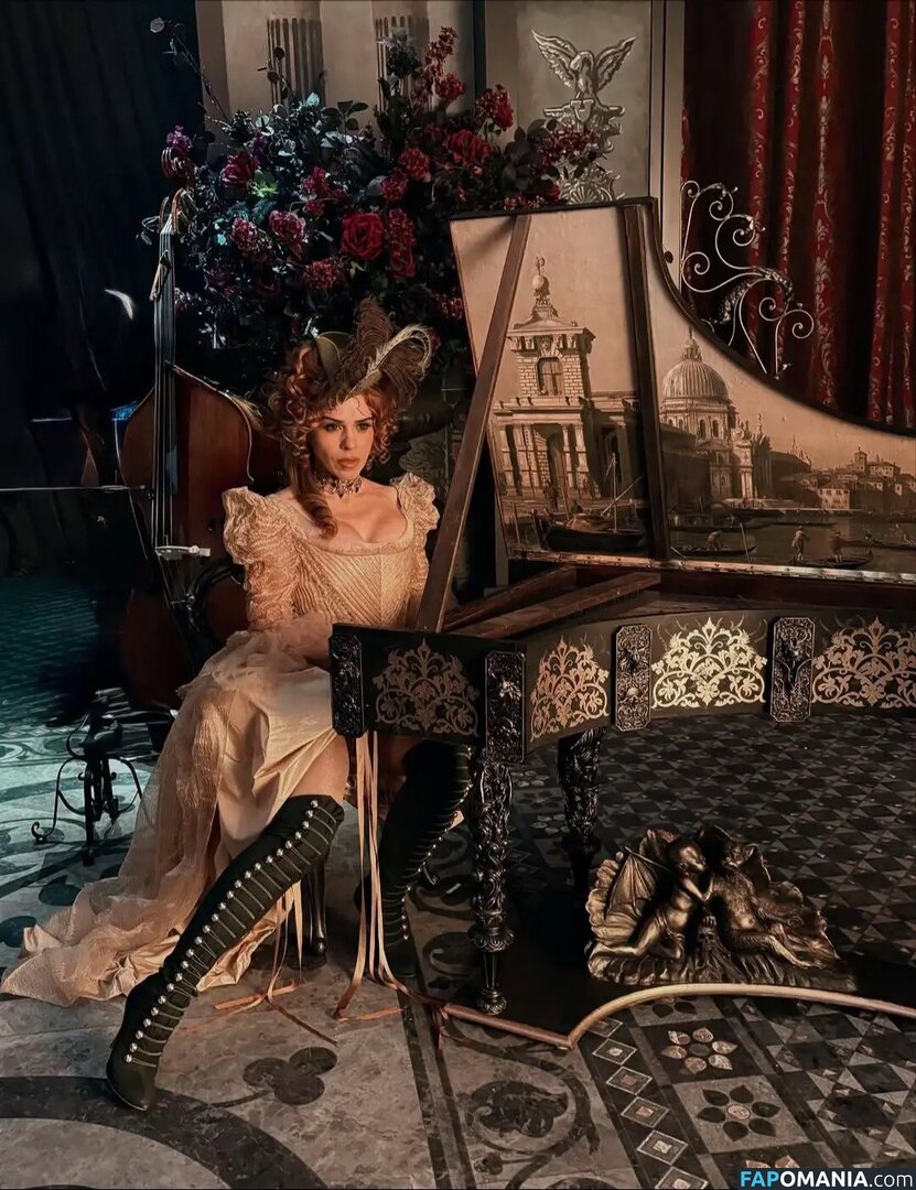 Billie Piper / billiepiper Nago OnlyFans  Przeciekłe zdjęcie #269