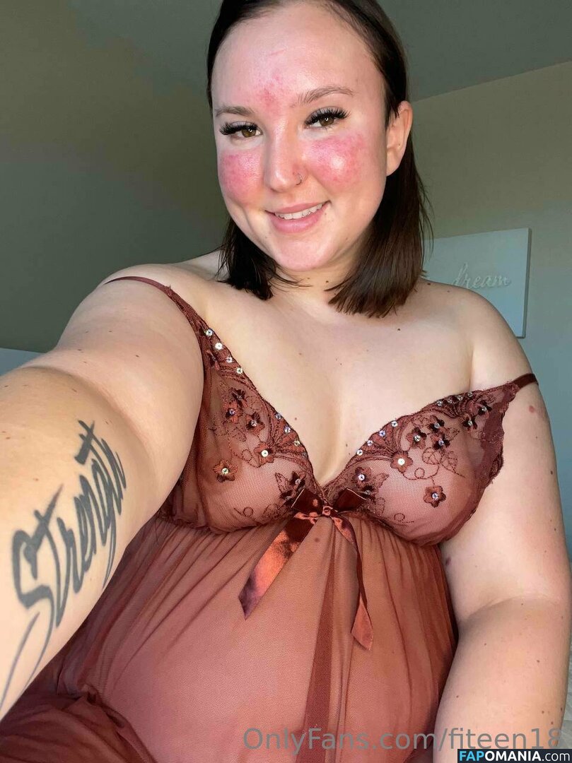 bisexualcollegegirl / rubitout Nago OnlyFans  Przeciekłe zdjęcie #9