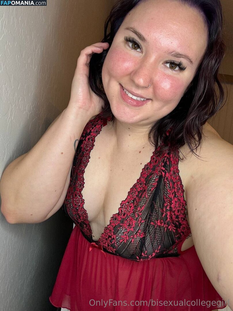 bisexualcollegegirl / rubitout Nago OnlyFans  Przeciekłe zdjęcie #11
