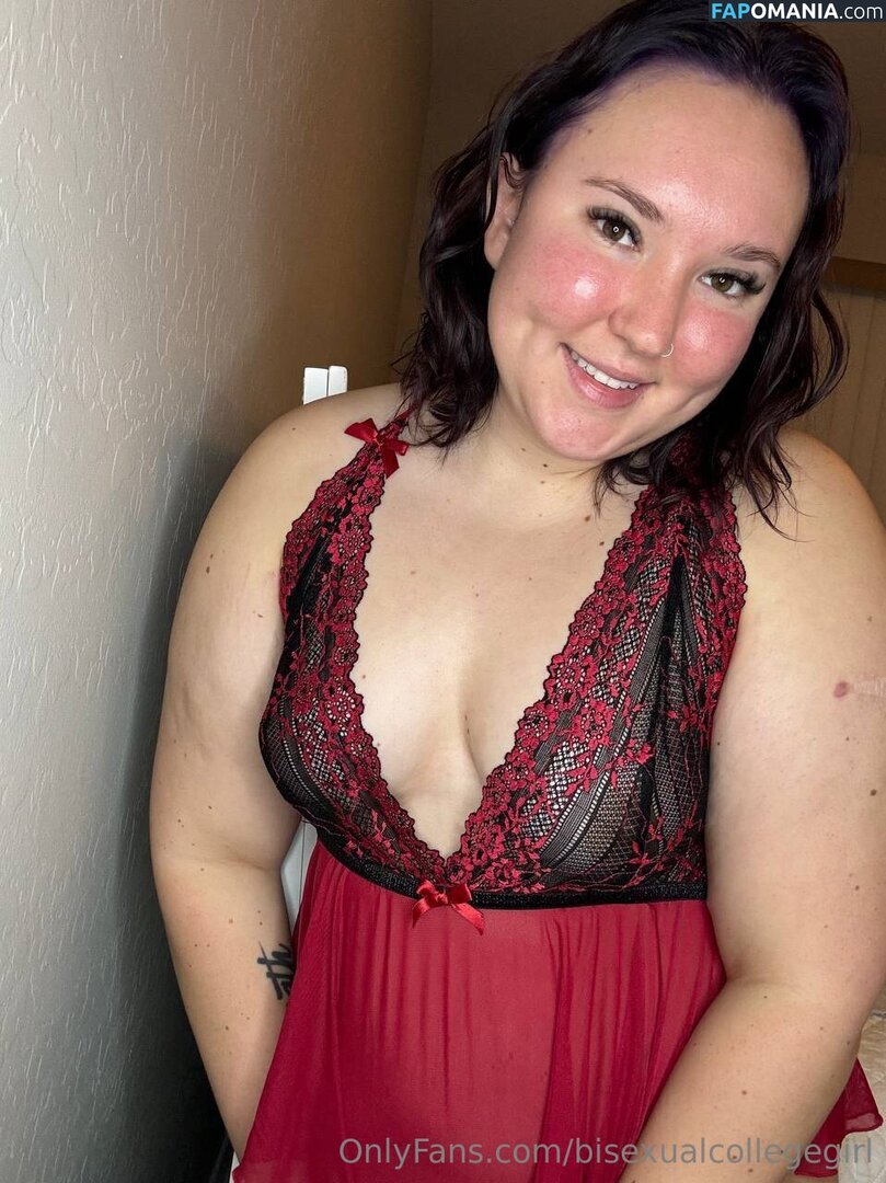 bisexualcollegegirl / rubitout Nago OnlyFans  Przeciekłe zdjęcie #15