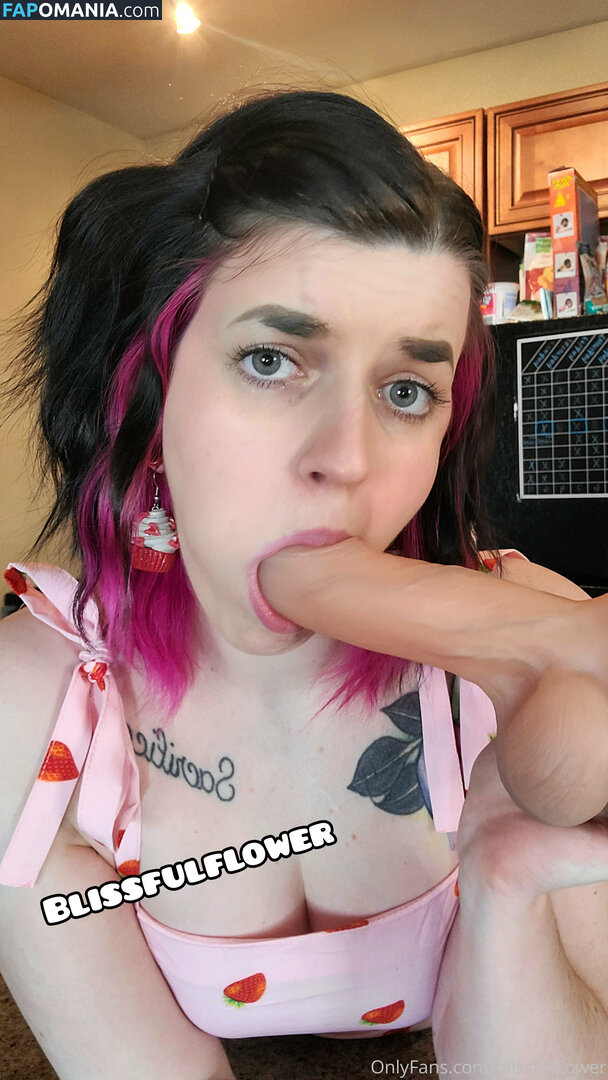 blisscatalog / nye_ohh_mee Nago OnlyFans  Przeciekłe zdjęcie #39