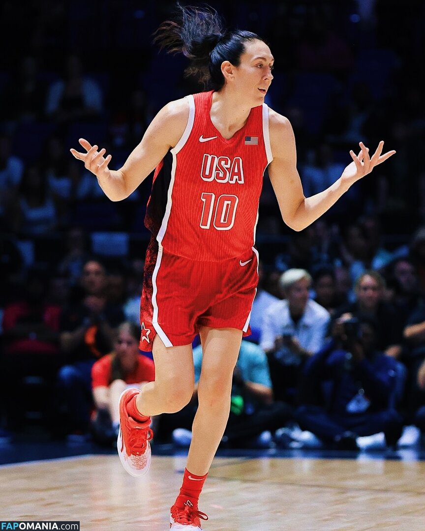 Breanna Stewart / WNBA Player / breannastewart30 Nago OnlyFans  Przeciekłe zdjęcie #10