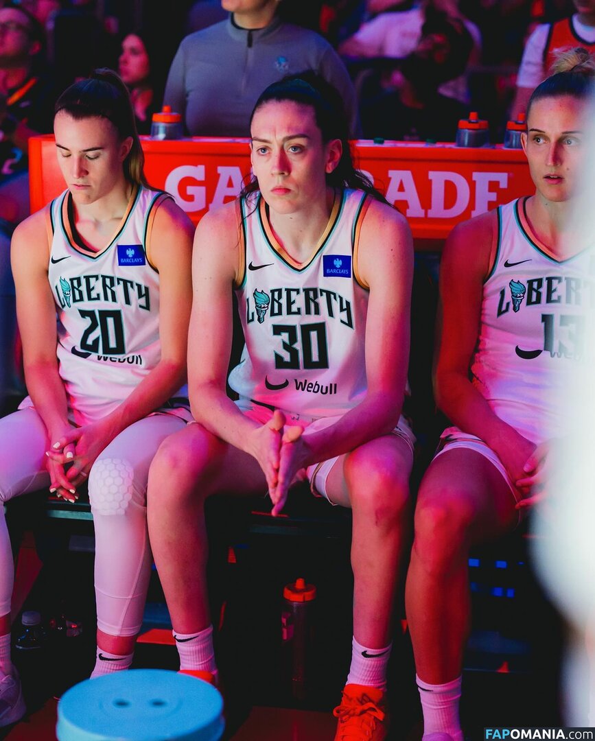 Breanna Stewart / WNBA Player / breannastewart30 Nago OnlyFans  Przeciekłe zdjęcie #17
