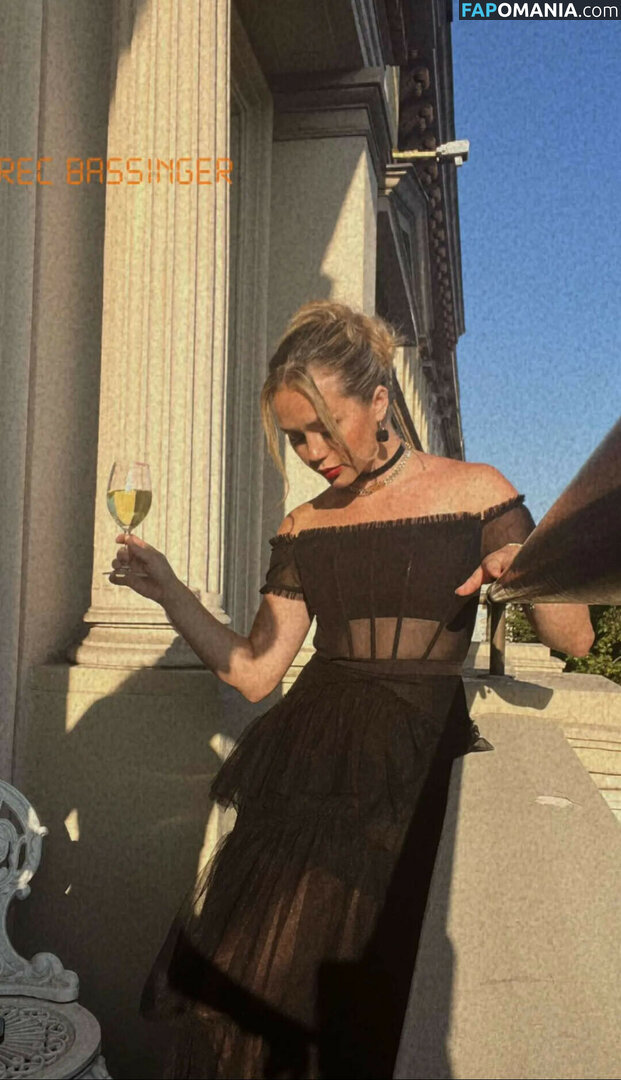 Brec Bassinger / brecbassinger Nago OnlyFans  Przeciekłe zdjęcie #11
