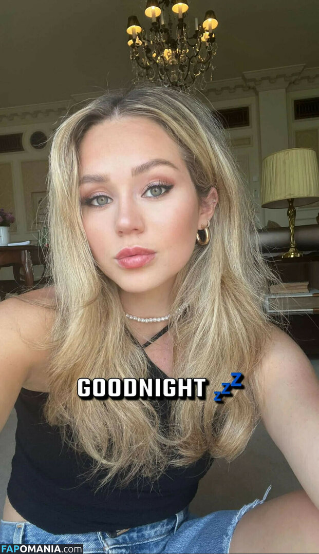 Brec Bassinger / brecbassinger Nago OnlyFans  Przeciekłe zdjęcie #18
