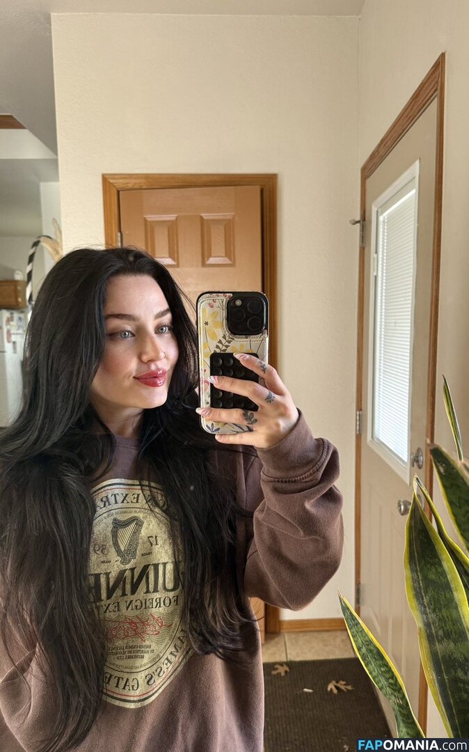 breelexicat Nago OnlyFans  Przeciekłe zdjęcie #4